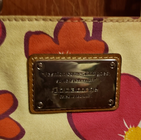 Purse - Picture 2 of 4